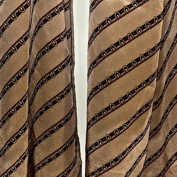 Authentic Vintage Gucci Rare Silk GG Web Horsebit Oversized Scarf - Picture 4 of 11